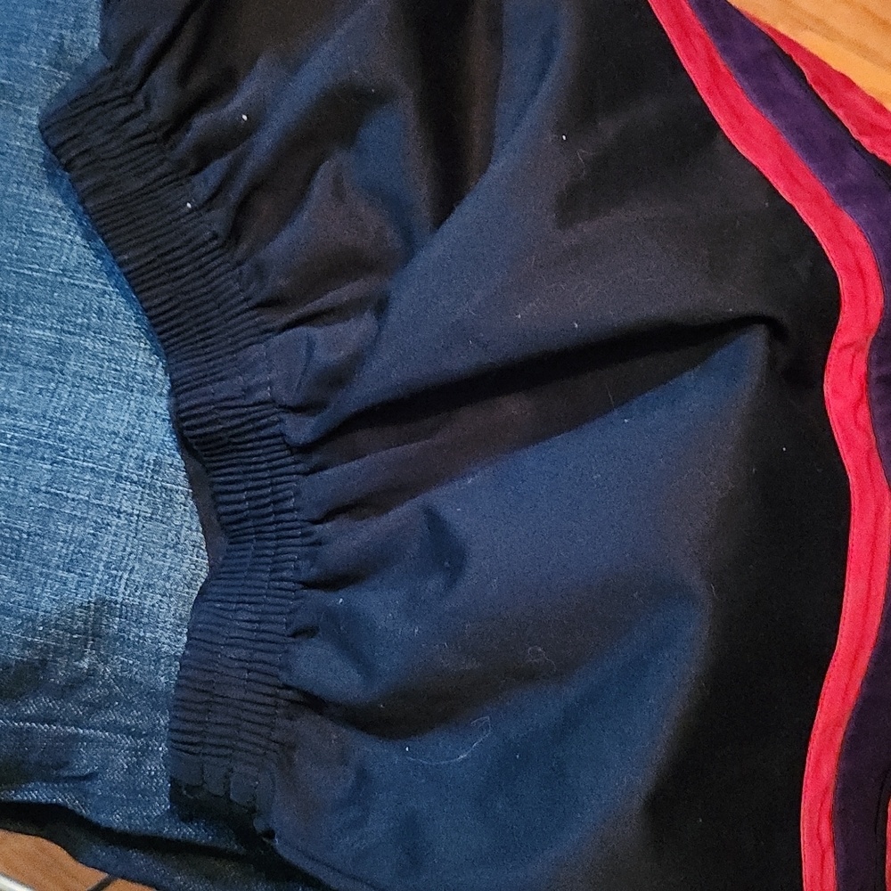 Skirt - Picture 3 of 3